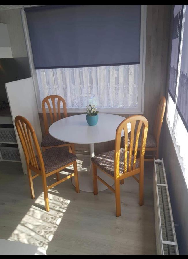 Cozy Chalet In Opmeer Near Amsterdam And Beach Esterno foto
